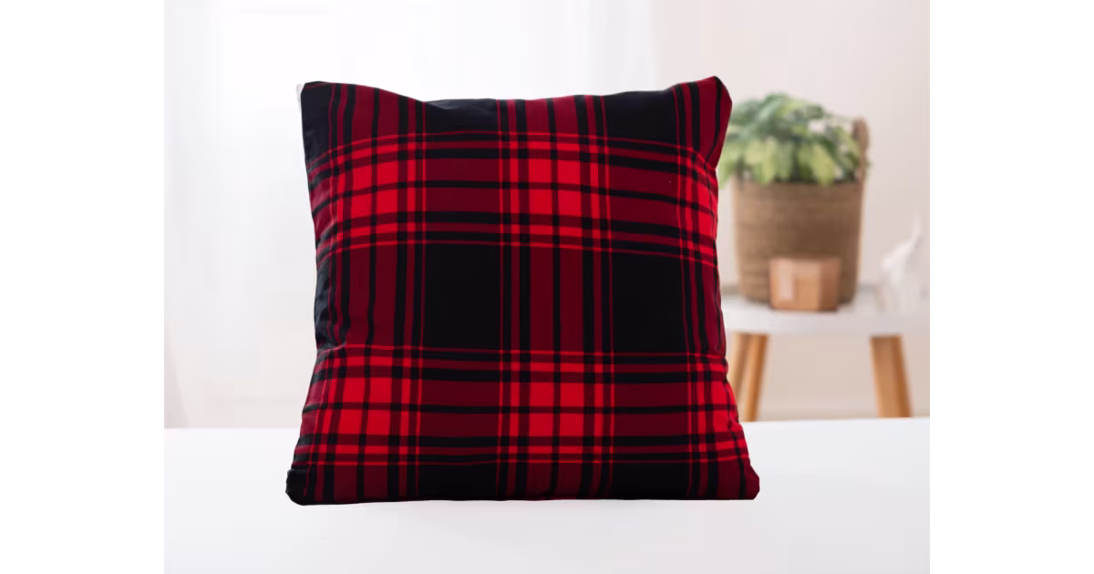 Cenová Bomba Bavlněný povlak na polštářek Renforcé 40 × 40 cm – Káro červené