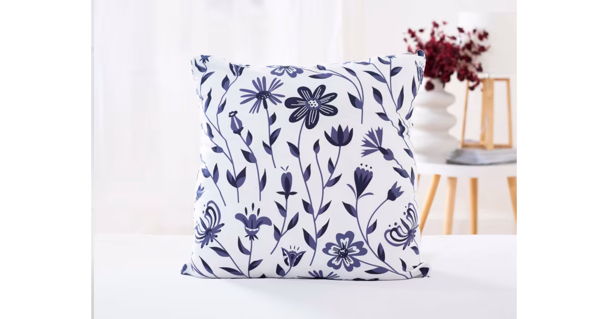 Bavlněný povlak na polštářek Renforcé 40 × 40 cm – Luční kvítí Novinka