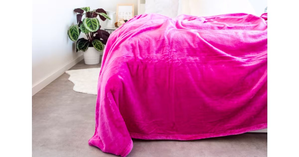 Deka mikroplyš 150 × 200 cm – tmavě růžová Autentický