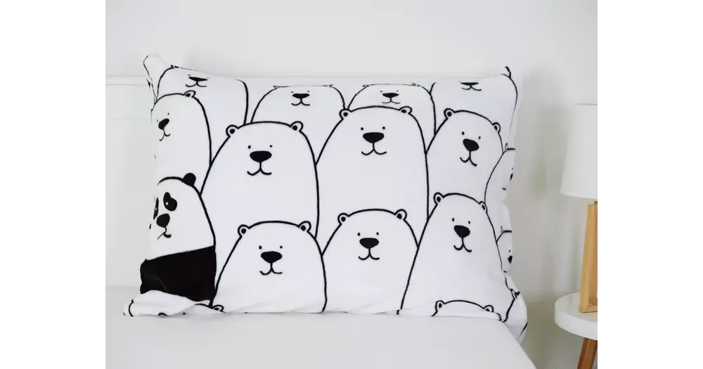 II. Jakost Povlak na polštář mikroplyš 70 x 90 cm - Rebel Panda Pouze Dnes