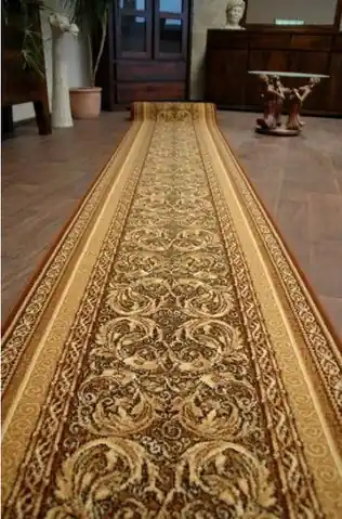 Běhoun STANDARD ARALIA světle hnědý Kup Teď