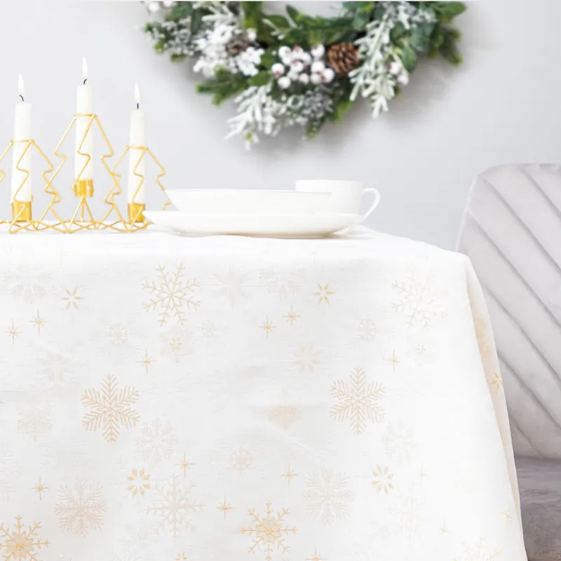 Ubrus GOLD SNOW sněhové vločky, bílý XM22 978771 Akční Cena