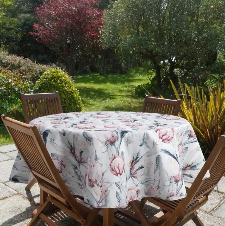 Ihned K Objednání Ubrus GARDEN 32E bílý / modrý