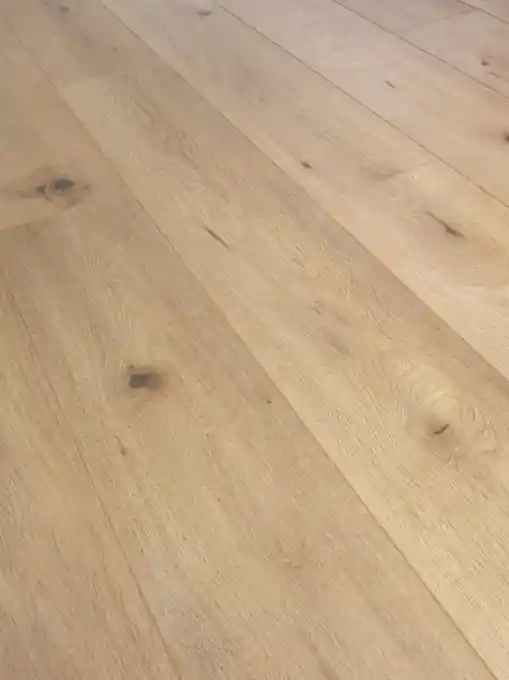 Výhodná Nabídka Laminátové podlahy Swiss Noblesse Wide 4660 Dub Artisan