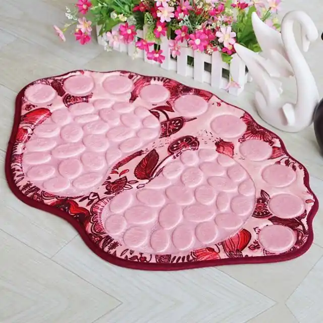 Předložka s třešněmi ve tvaru nohou Must-Have